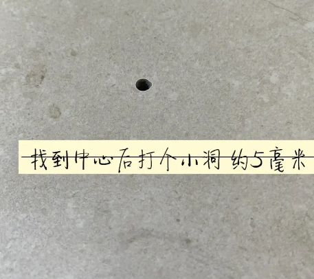 集美瓷砖空鼓维修公司专业解答在瓷砖铺贴过程中，如果砂料搅拌不均匀，将会带来以下问题